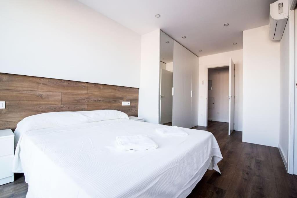 Apartament 3-2 Apartamento De Diseno En El Centro De Reus Zewnętrze zdjęcie